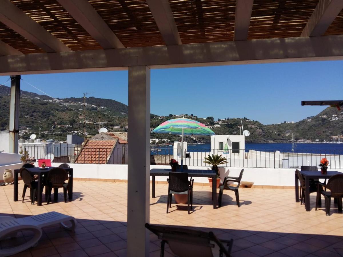 Lipari Centro Storico Flat 6 Mins From Port Appartement Buitenkant foto