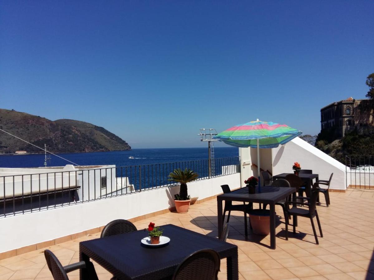 Lipari Centro Storico Flat 6 Mins From Port Appartement Buitenkant foto