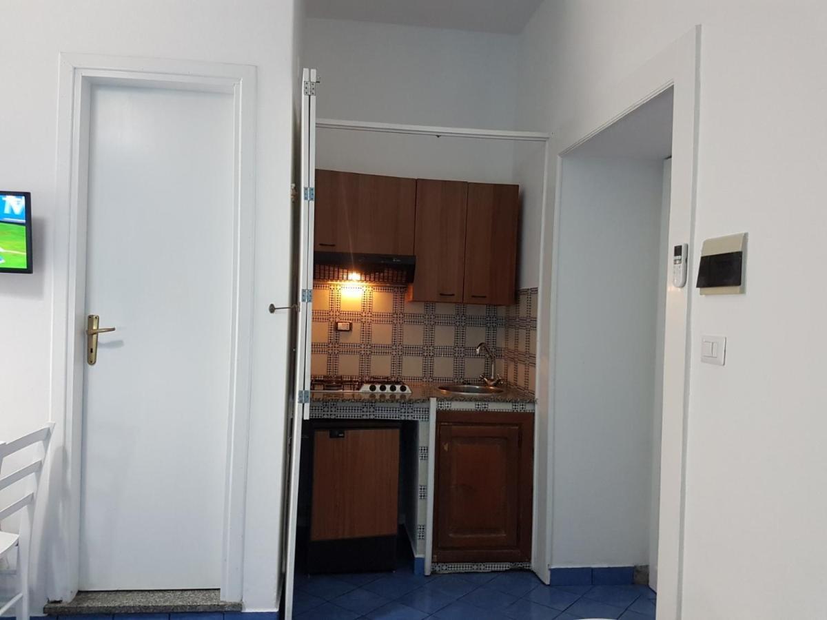 Lipari Centro Storico Flat 6 Mins From Port Appartement Buitenkant foto